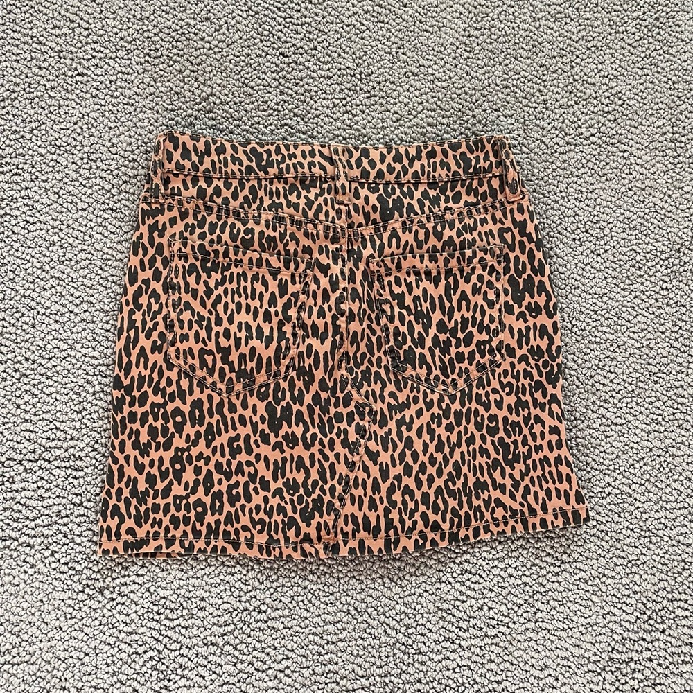 cheetah print mini skirt